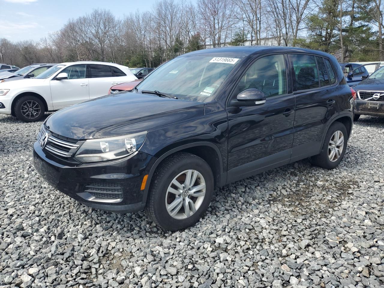 VOLKSWAGEN TIGUAN S 2013