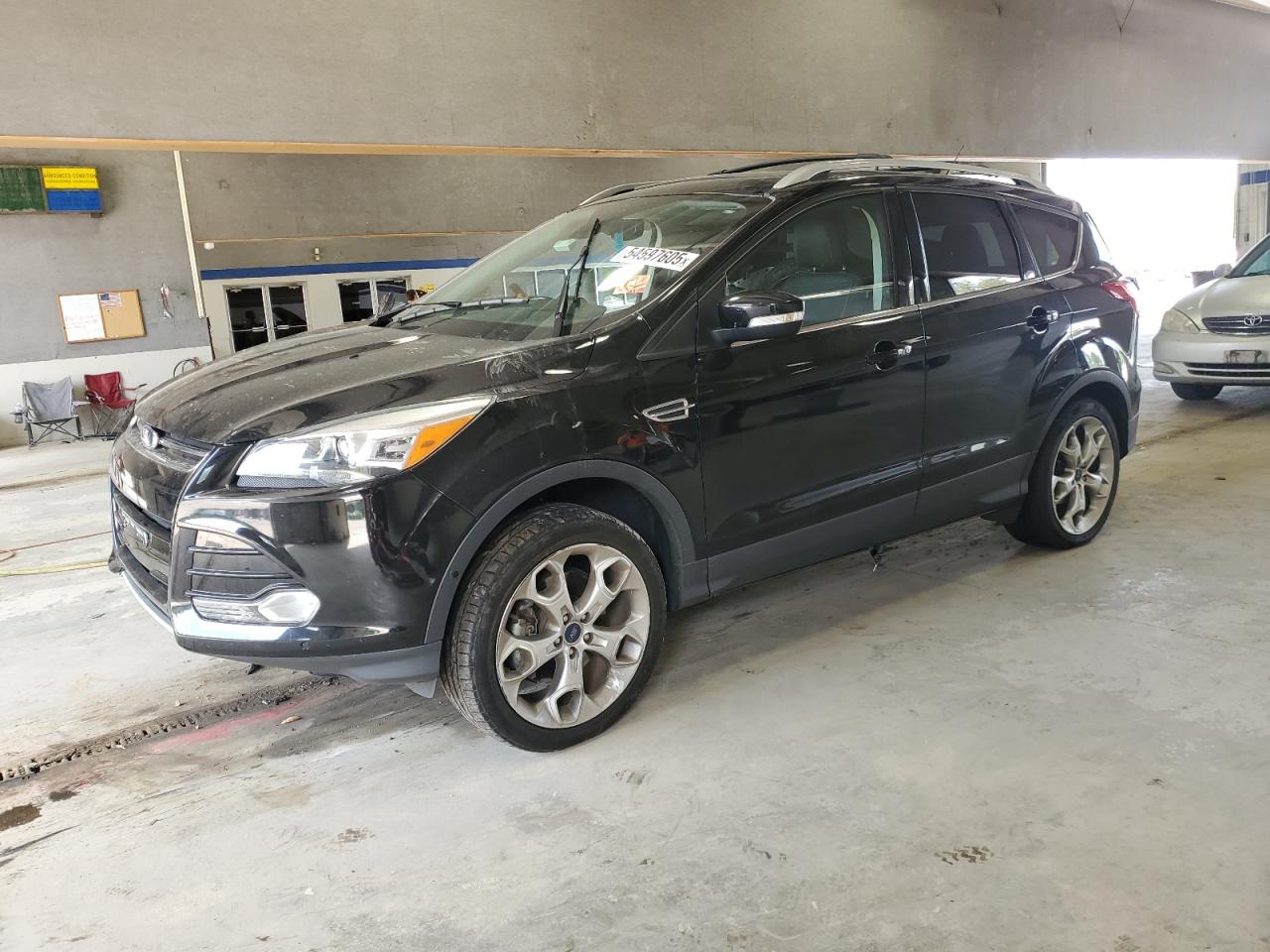 FORD ESCAPE TIT 2016