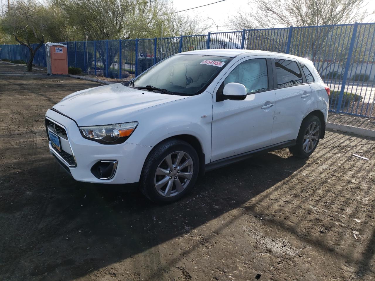 MITSUBISHI OUTLANDER 2015