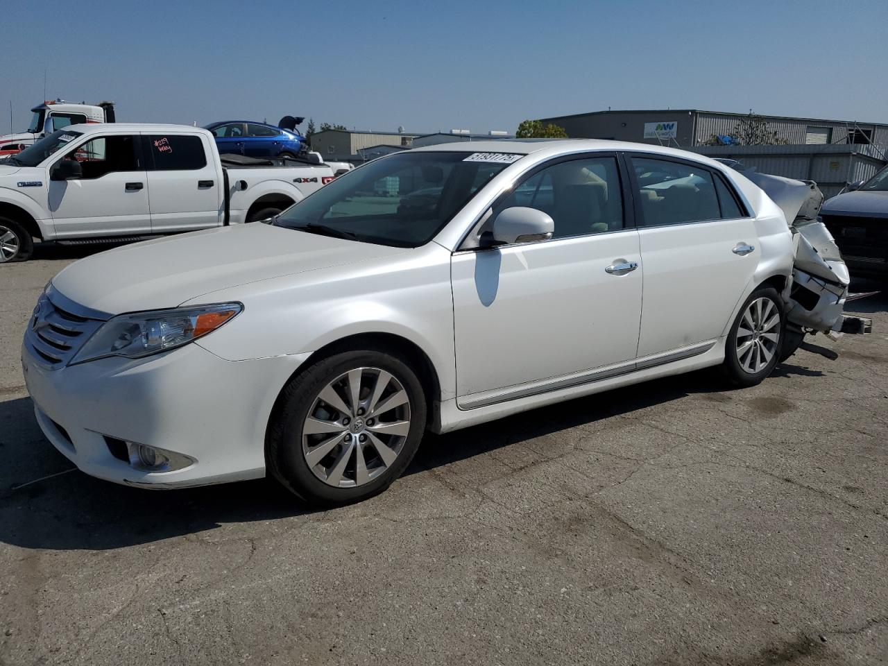 TOYOTA AVALON BAS 2011