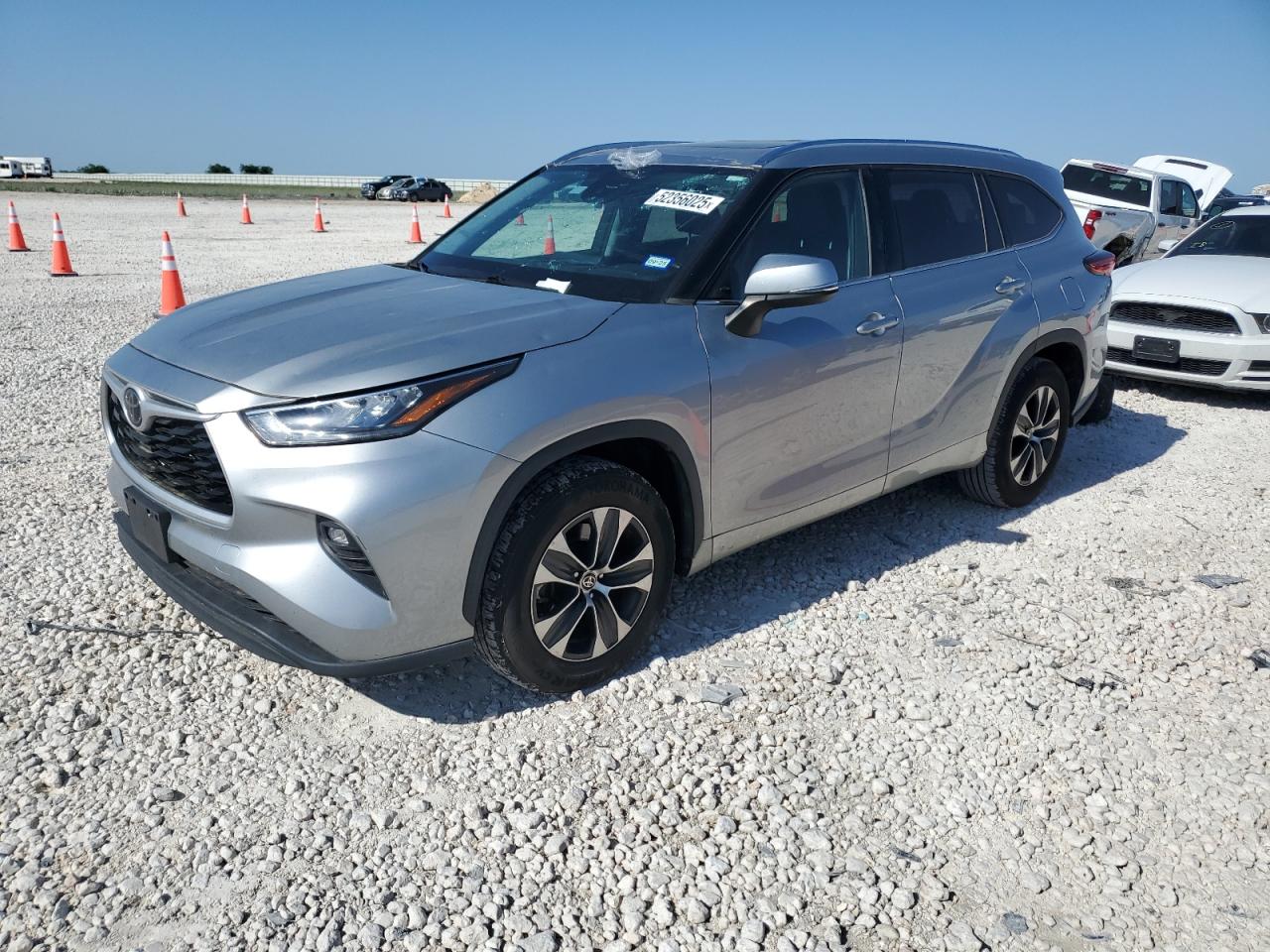 TOYOTA HIGHLANDER 2020