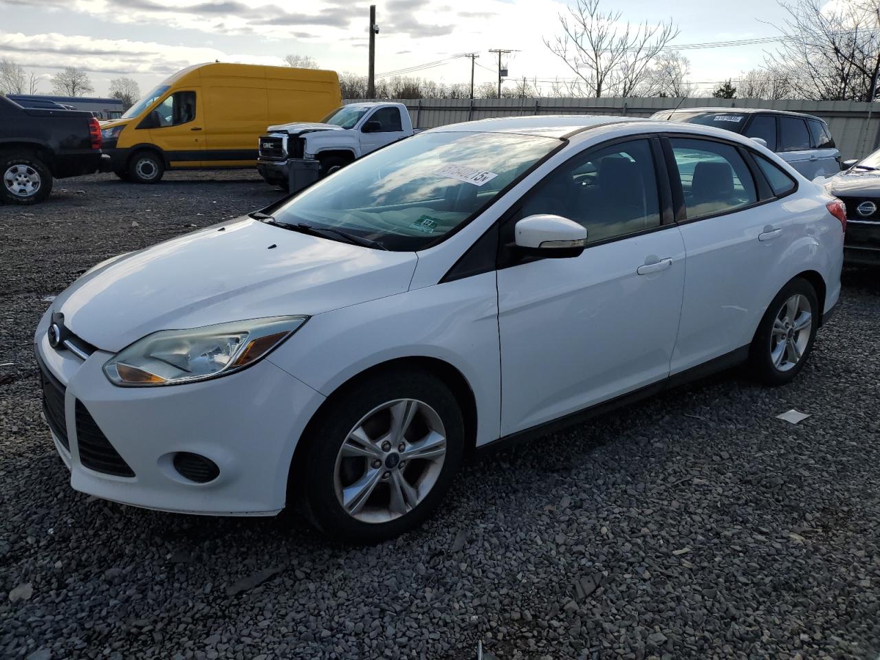 FORD FOCUS SE 2013