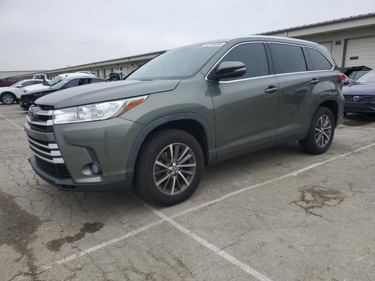 TOYOTA HIGHLANDER 2019