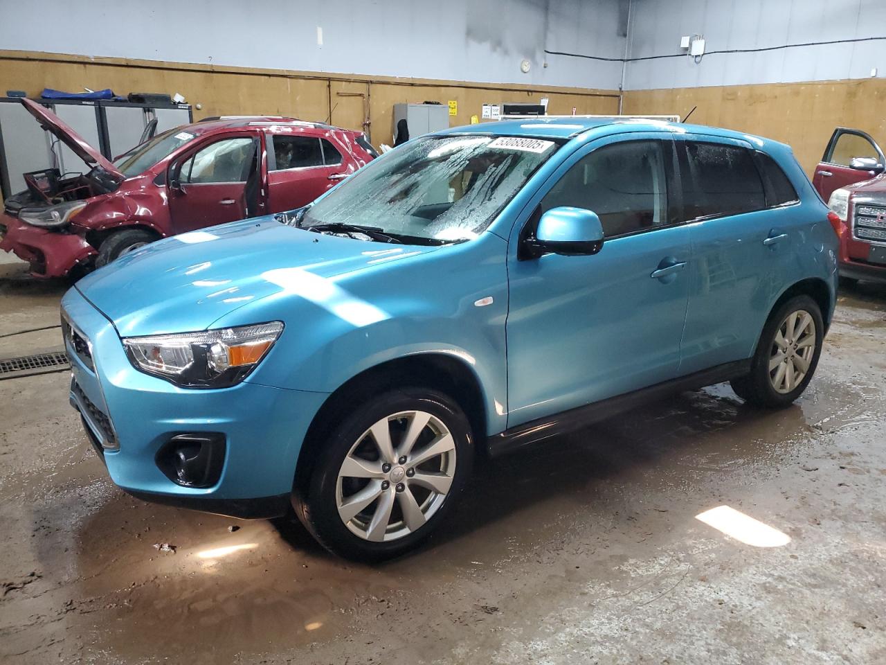 MITSUBISHI OUTLANDER 2014