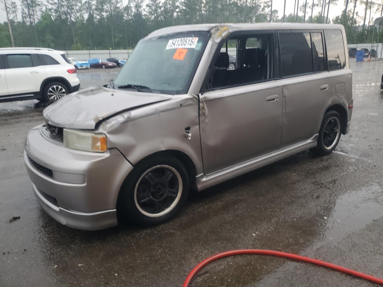 TOYOTA SCION XB 2005