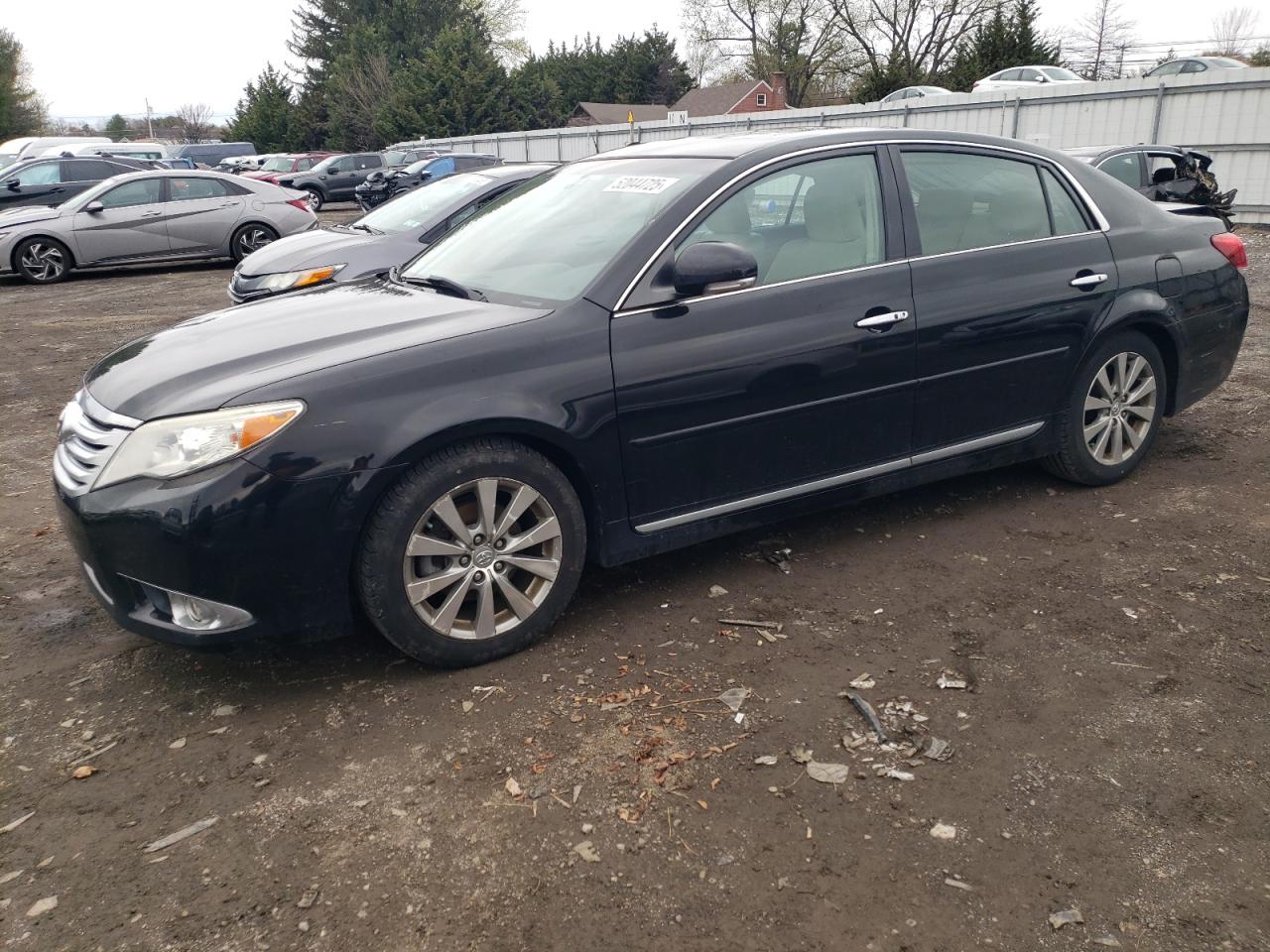TOYOTA AVALON BAS 2011