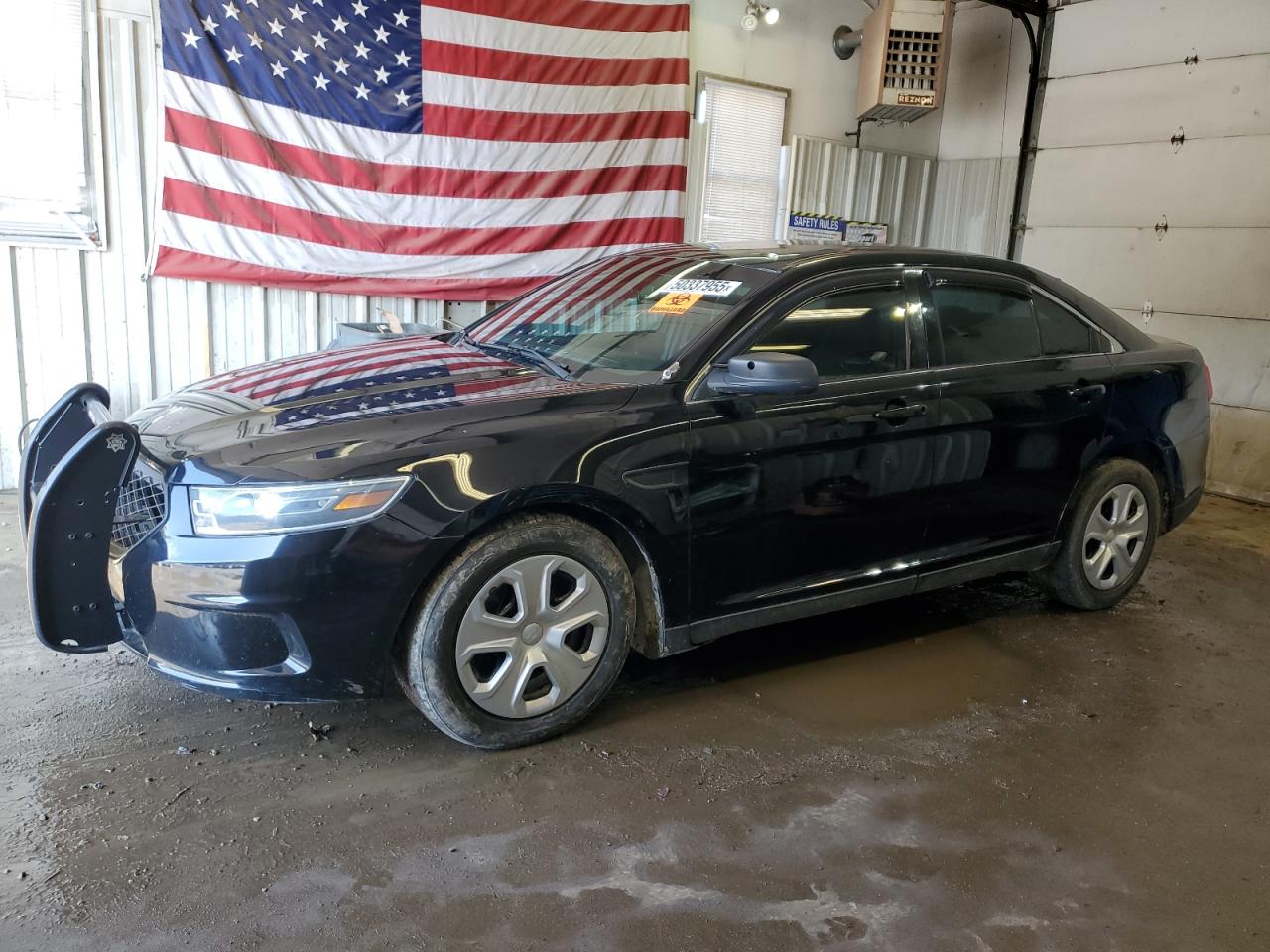 FORD TAURUS POL 2016