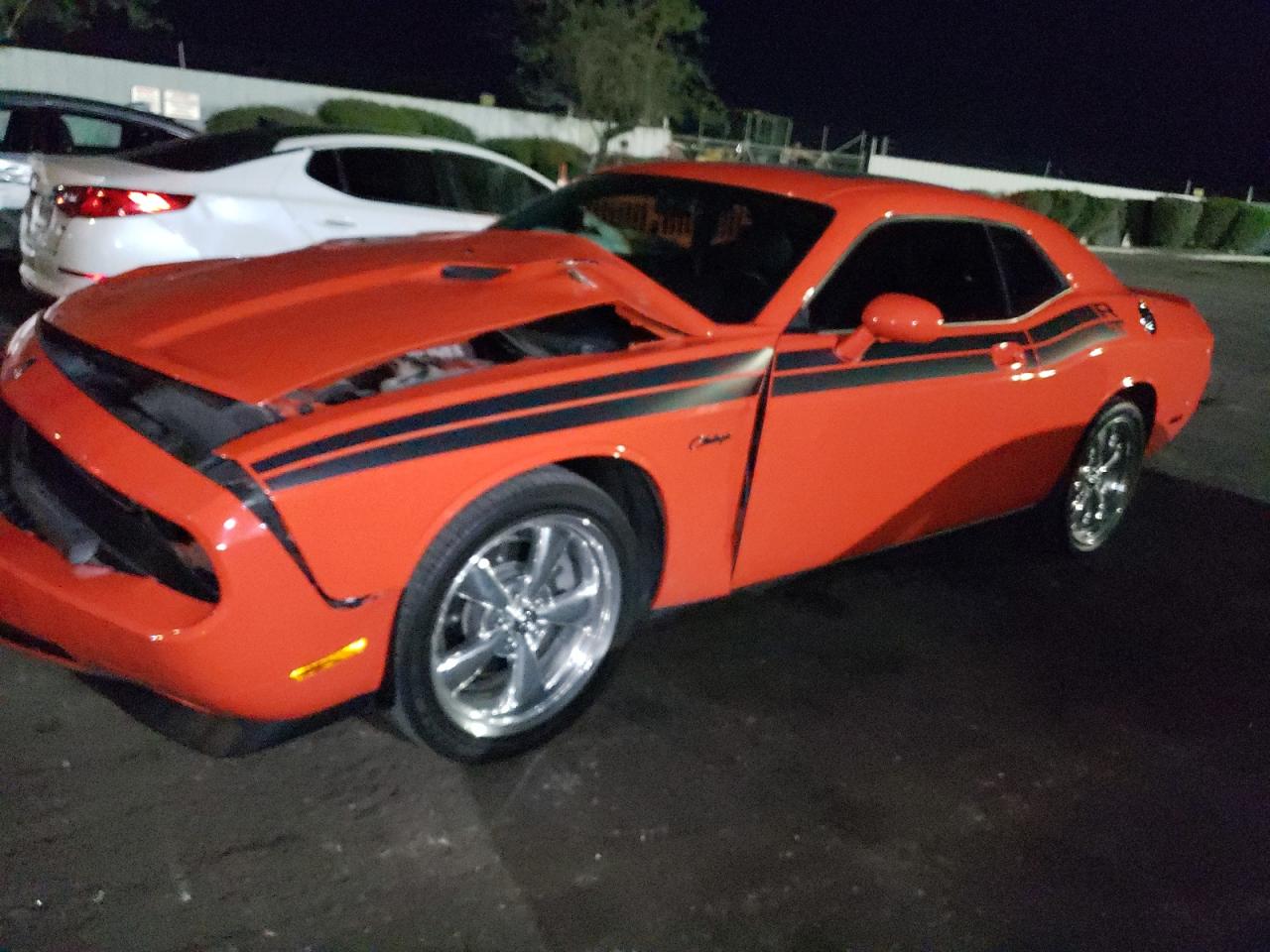 DODGE CHALLENGER 2010