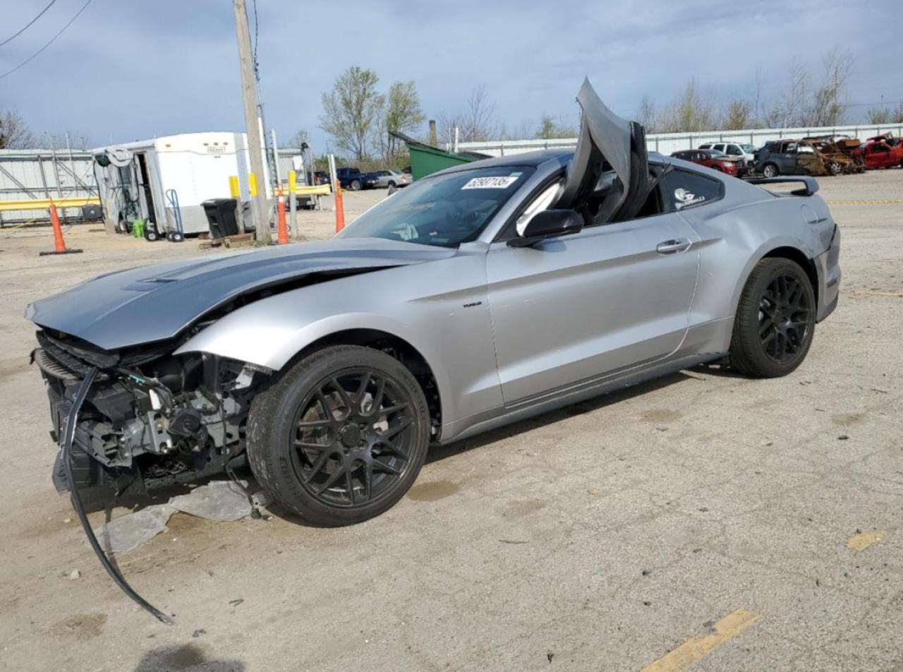 FORD MUSTANG 2020