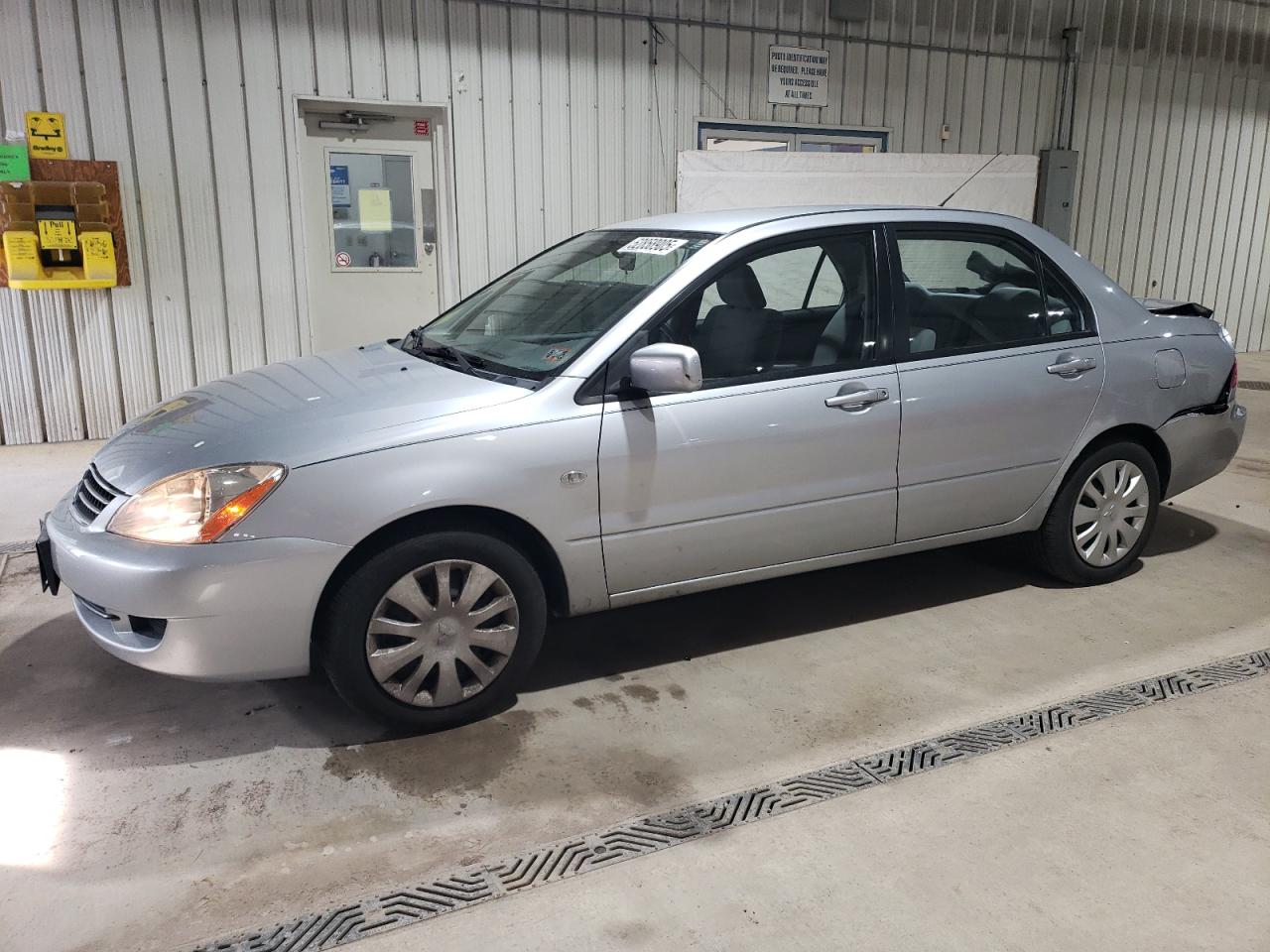 MITSUBISHI LANCER ES 2006