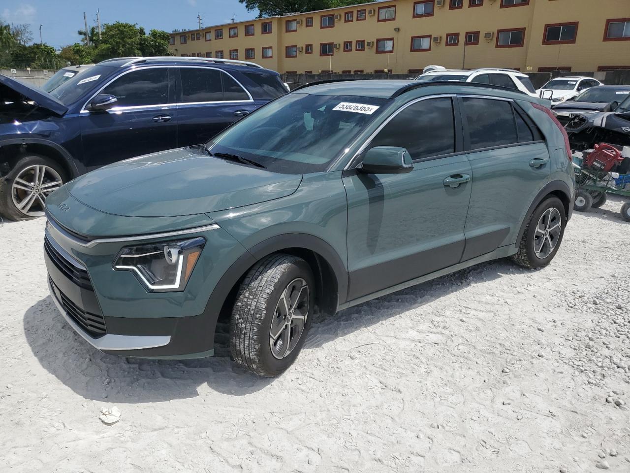 KIA NIRO EX 2025