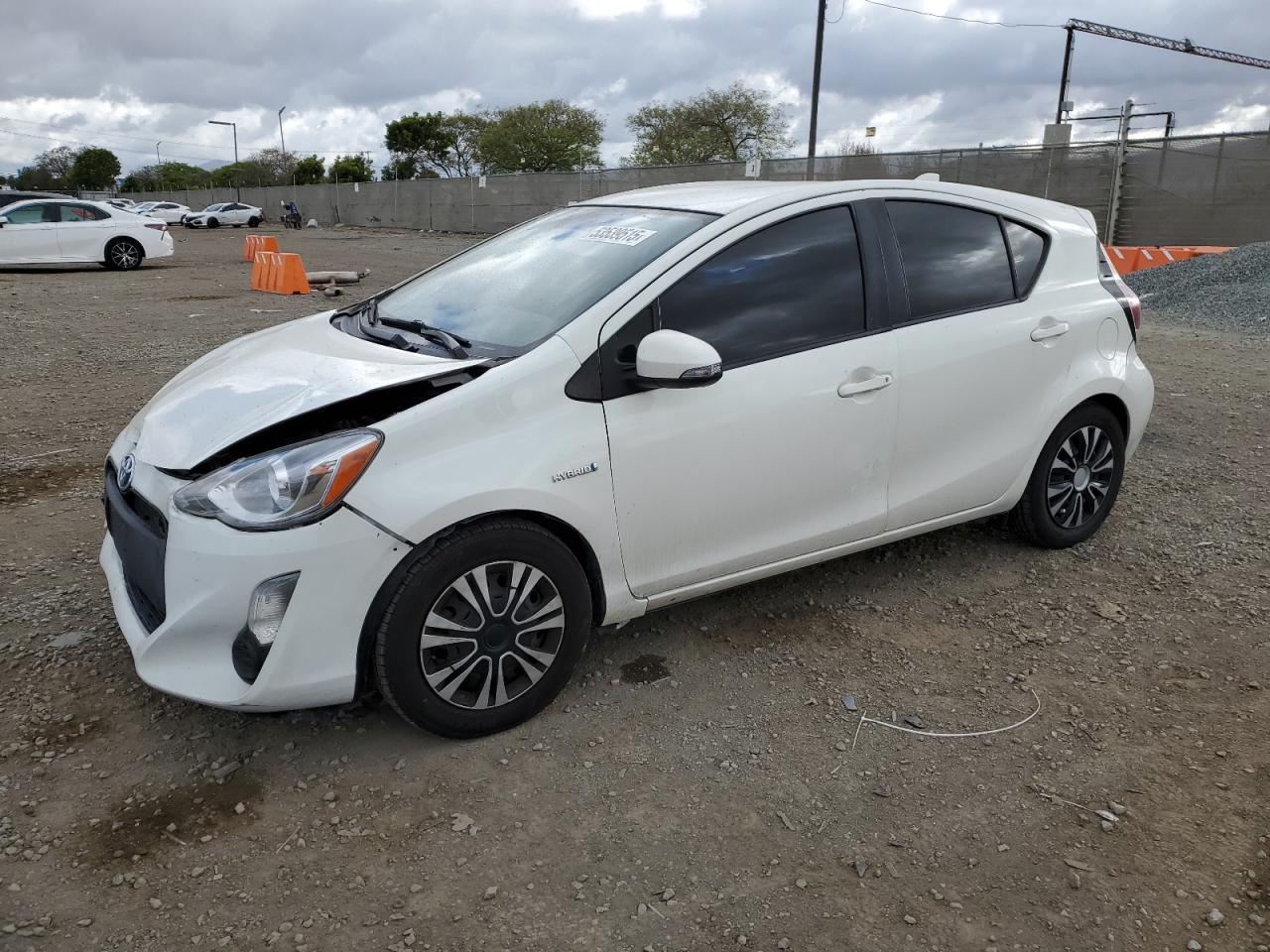 TOYOTA PRIUS C 2015
