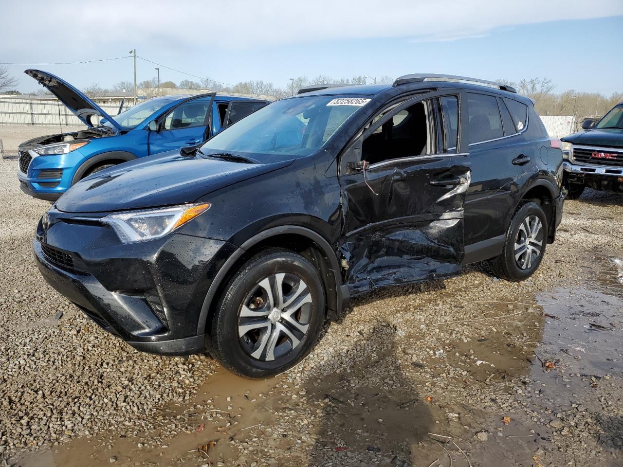 TOYOTA RAV4 LE 2018