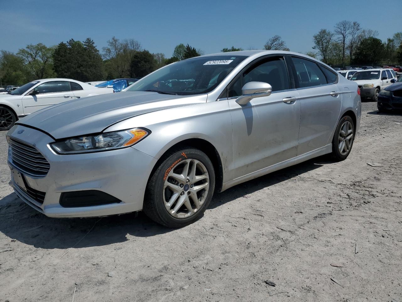FORD FUSION SE 2013