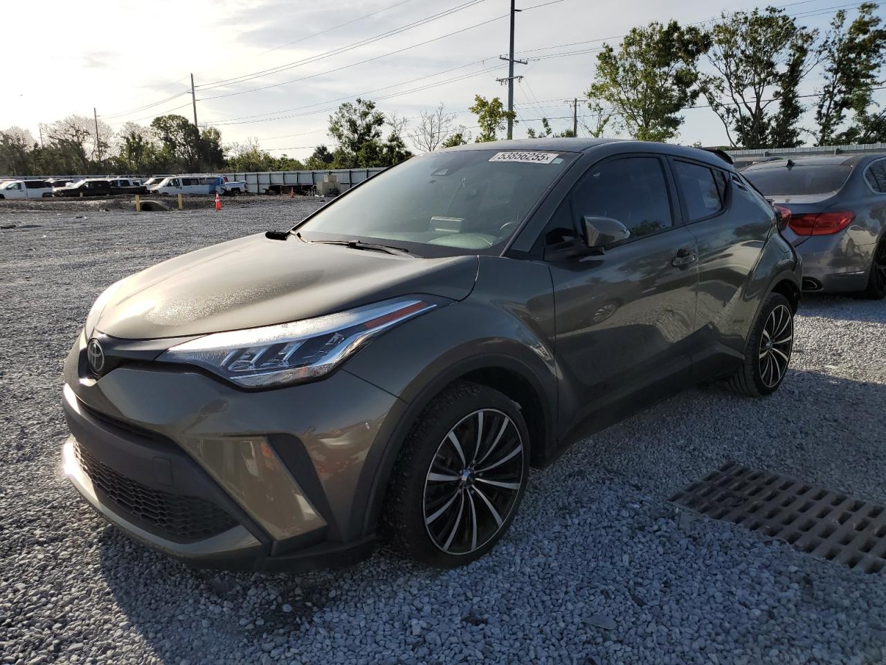 TOYOTA C-HR XLE 2021