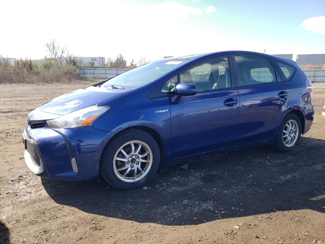 TOYOTA PRIUS V 2015