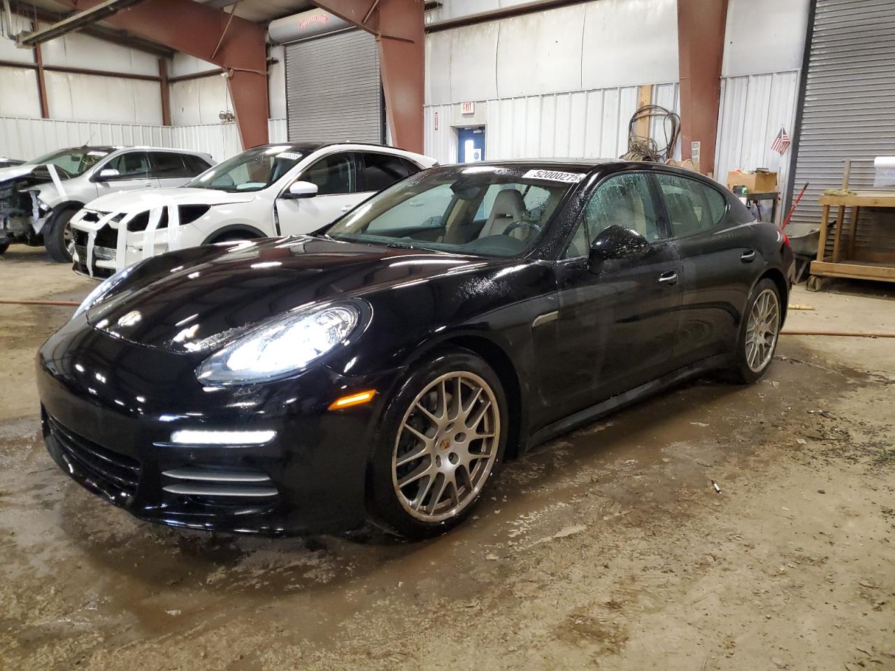 PORSCHE PANAMERA 2 2015