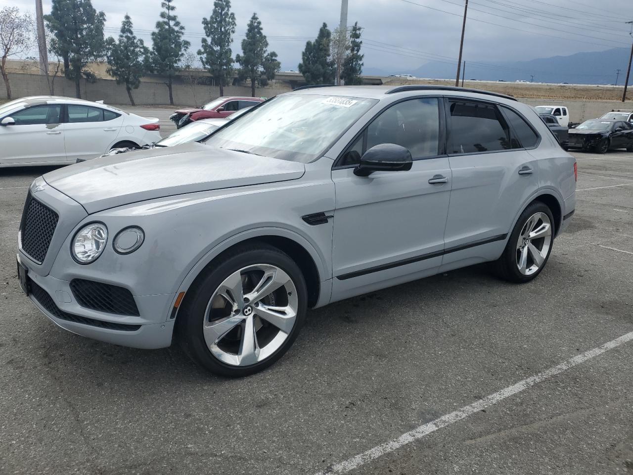 BENTLEY BENTAYGA 2017