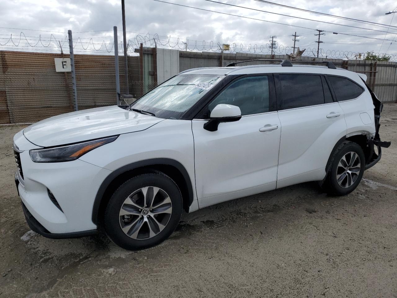 TOYOTA HIGHLANDER 2022