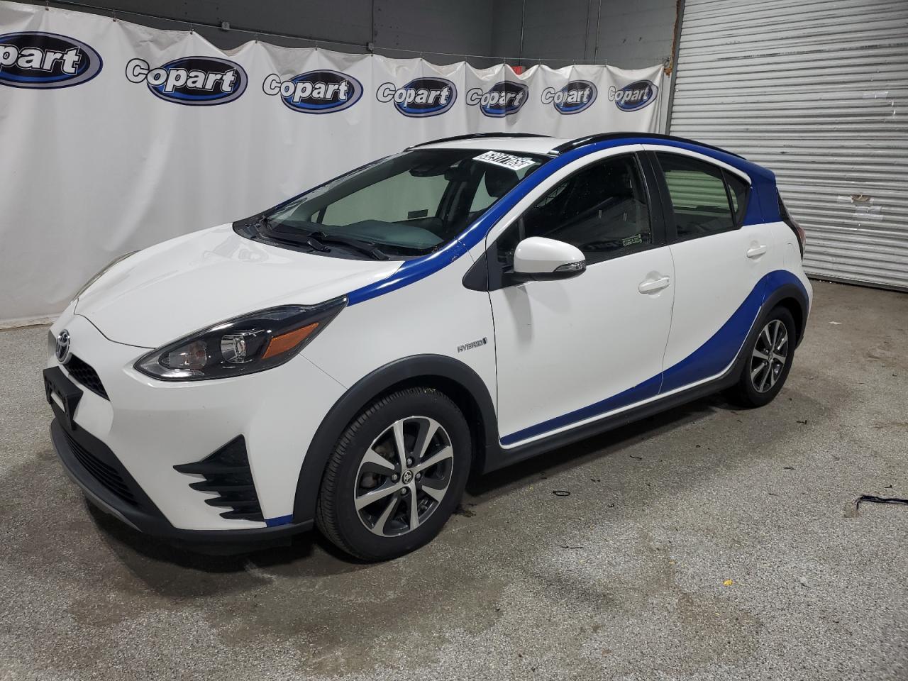 TOYOTA PRIUS C 2018