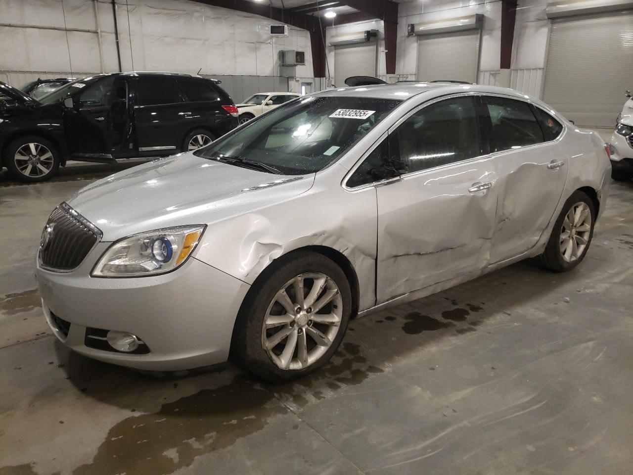 BUICK VERANO 2012