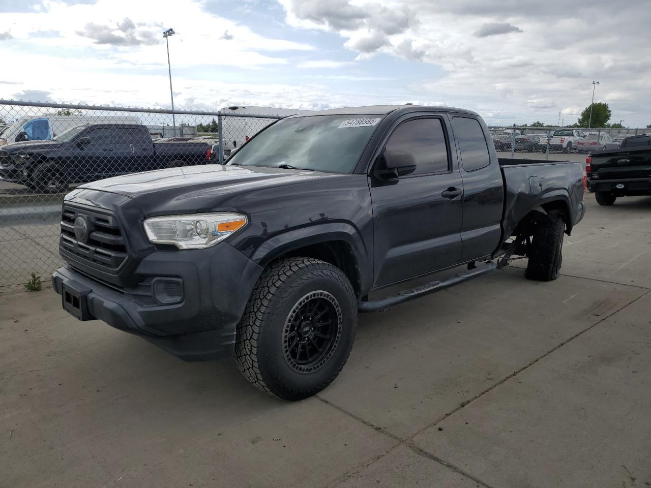TOYOTA TACOMA ACC 2018