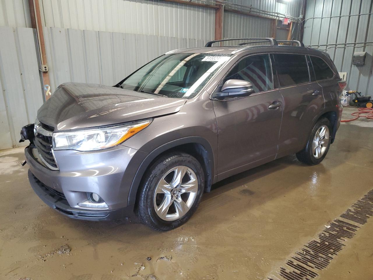TOYOTA HIGHLANDER 2016