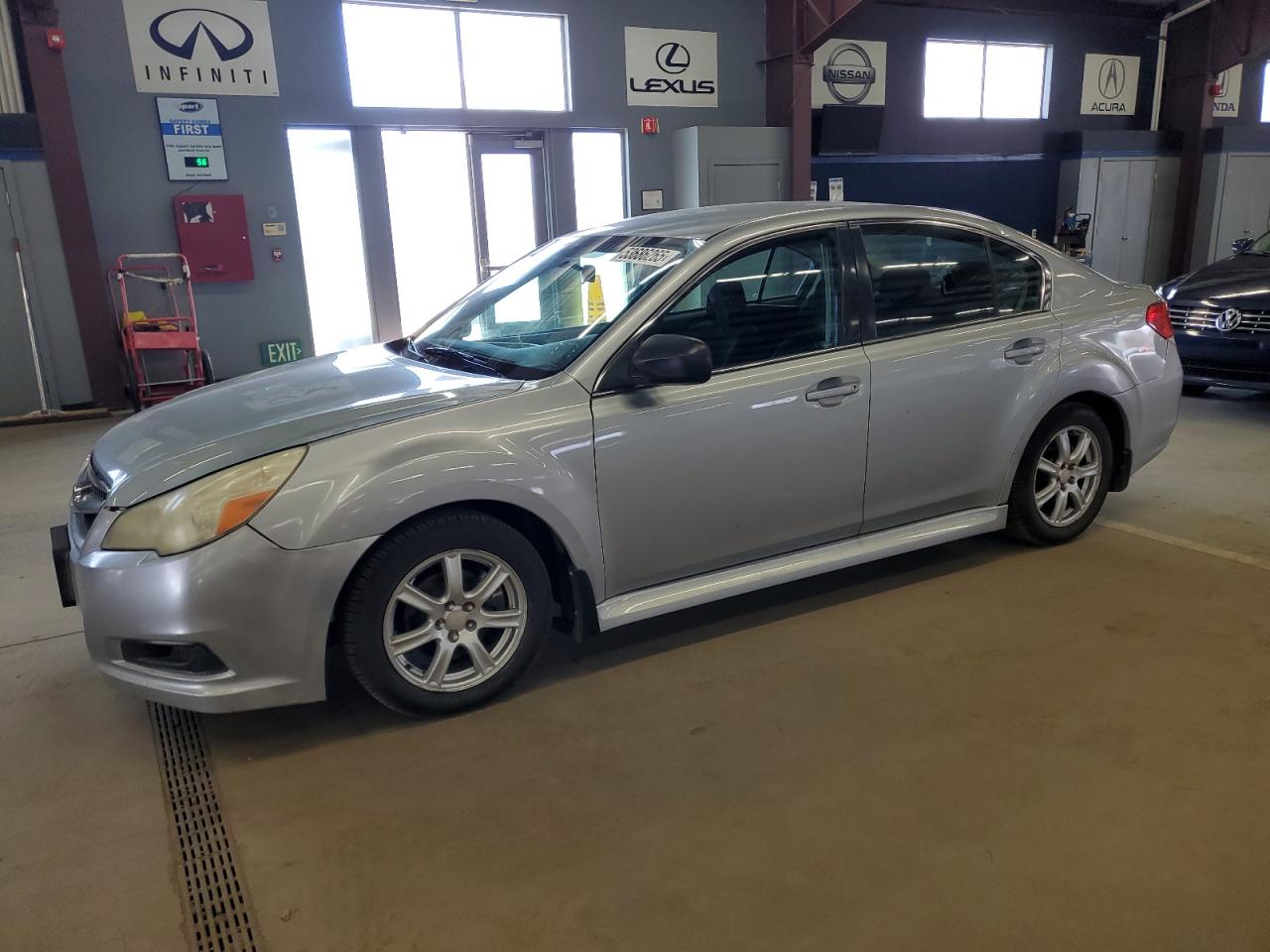 SUBARU LEGACY 2.5 2012