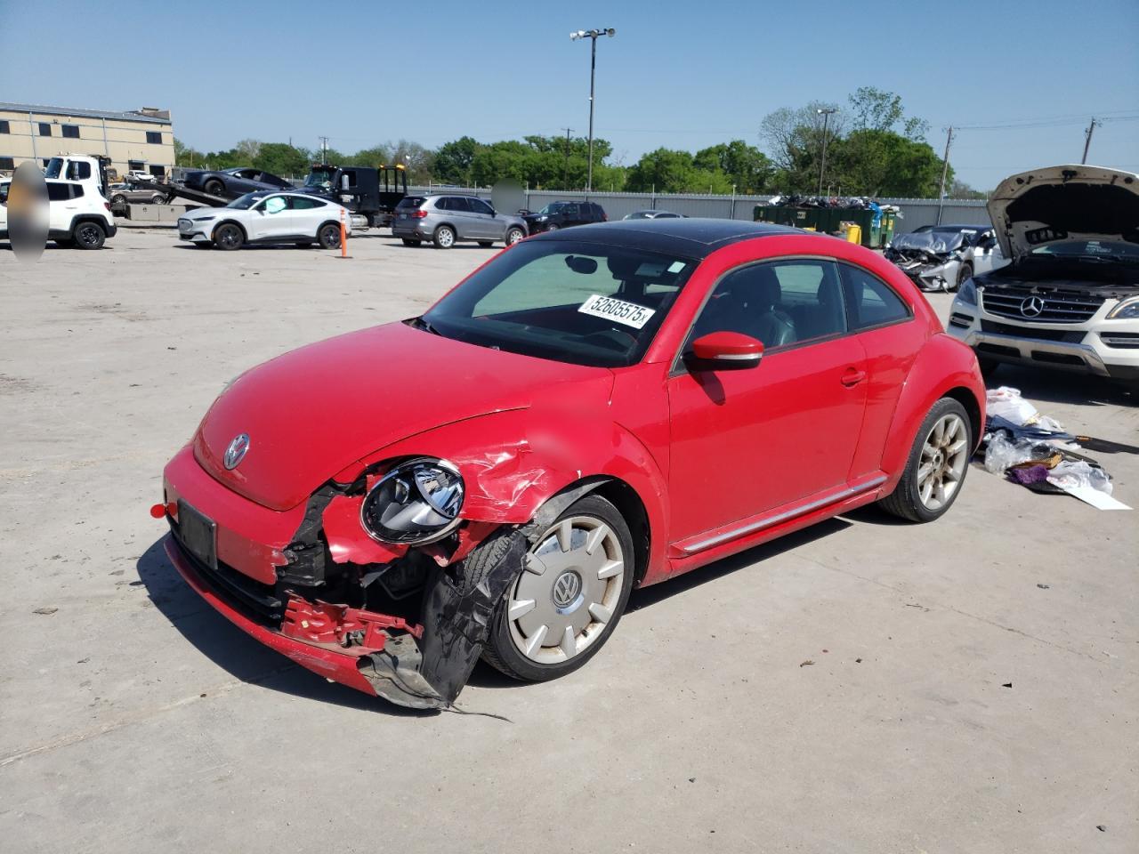 VOLKSWAGEN BEETLE 2013