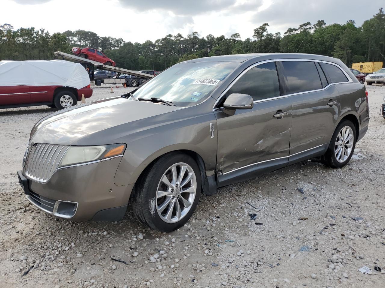 LINCOLN MKT 2012