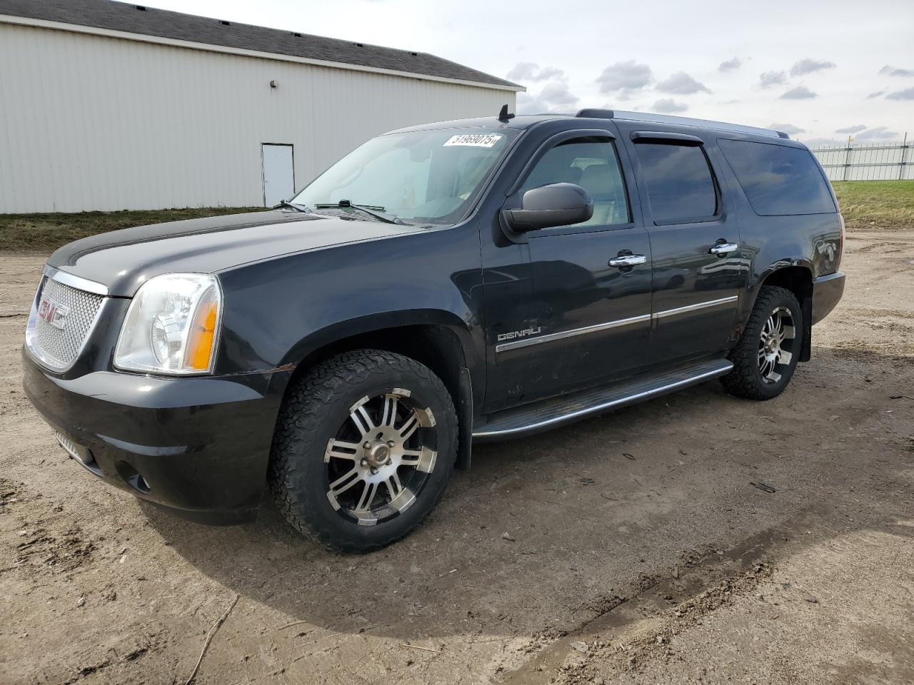 GMC YUKON XL D 2011