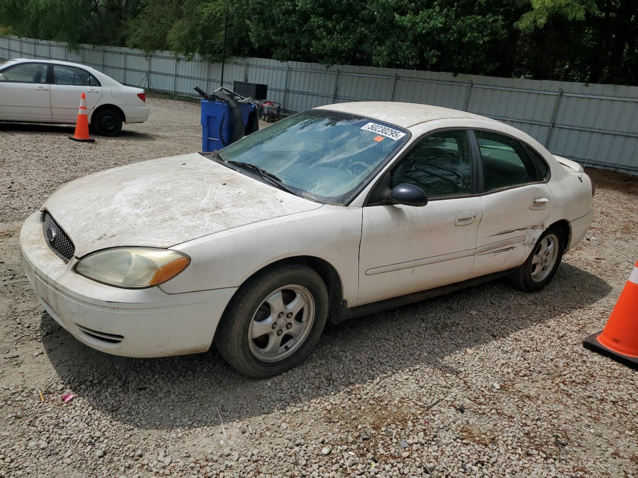 FORD TAURUS SE 2004