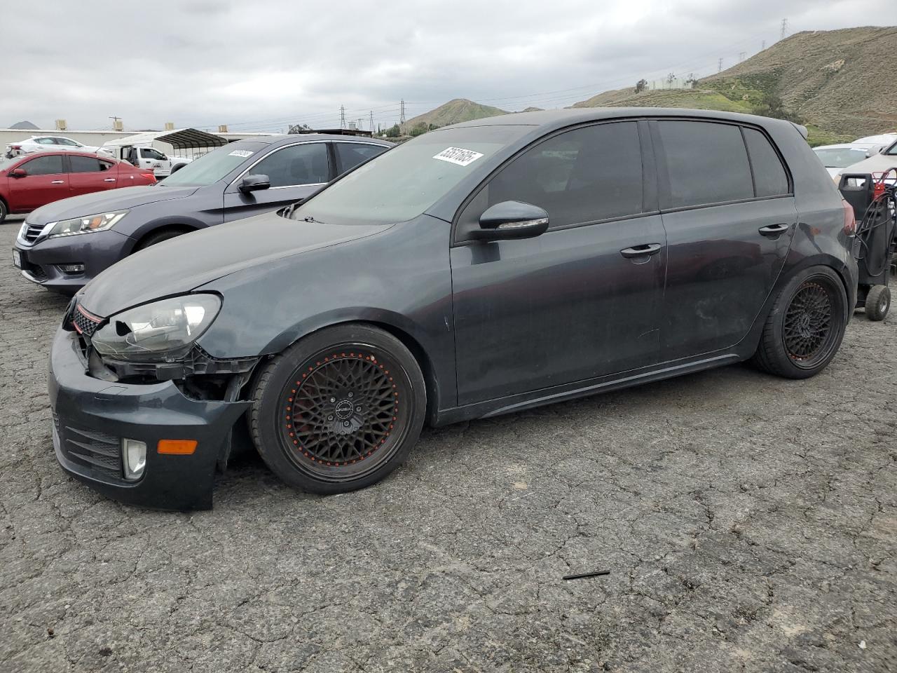VOLKSWAGEN GTI 2013