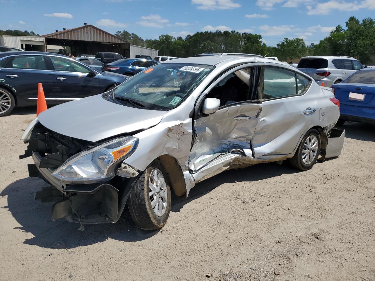 NISSAN VERSA S 2017