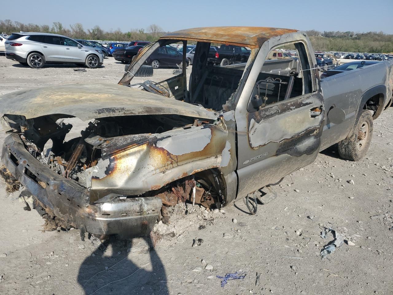 CHEVROLET SILVERADO 2003