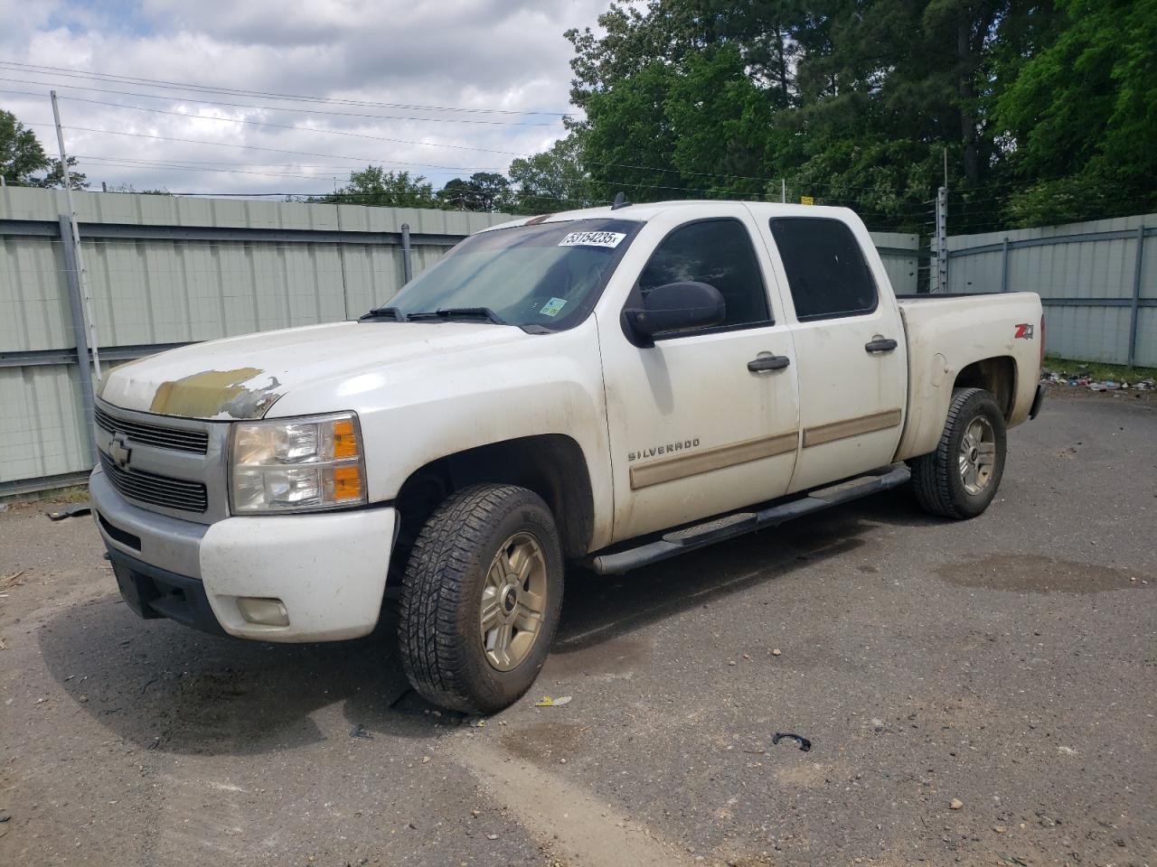 CHEVROLET SILVERADO 2011