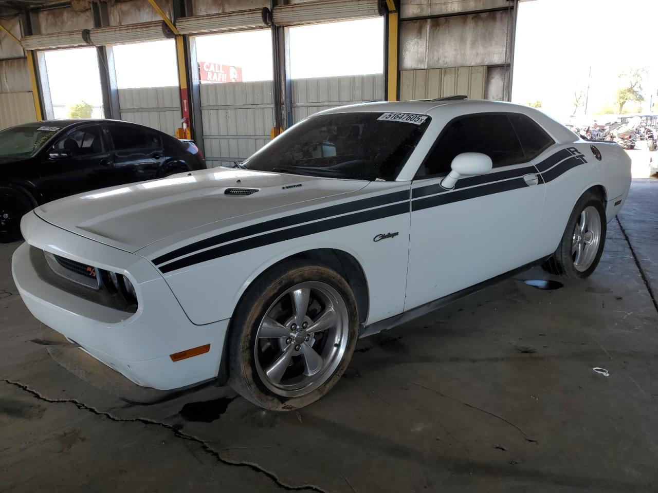 DODGE CHALLENGER 2011