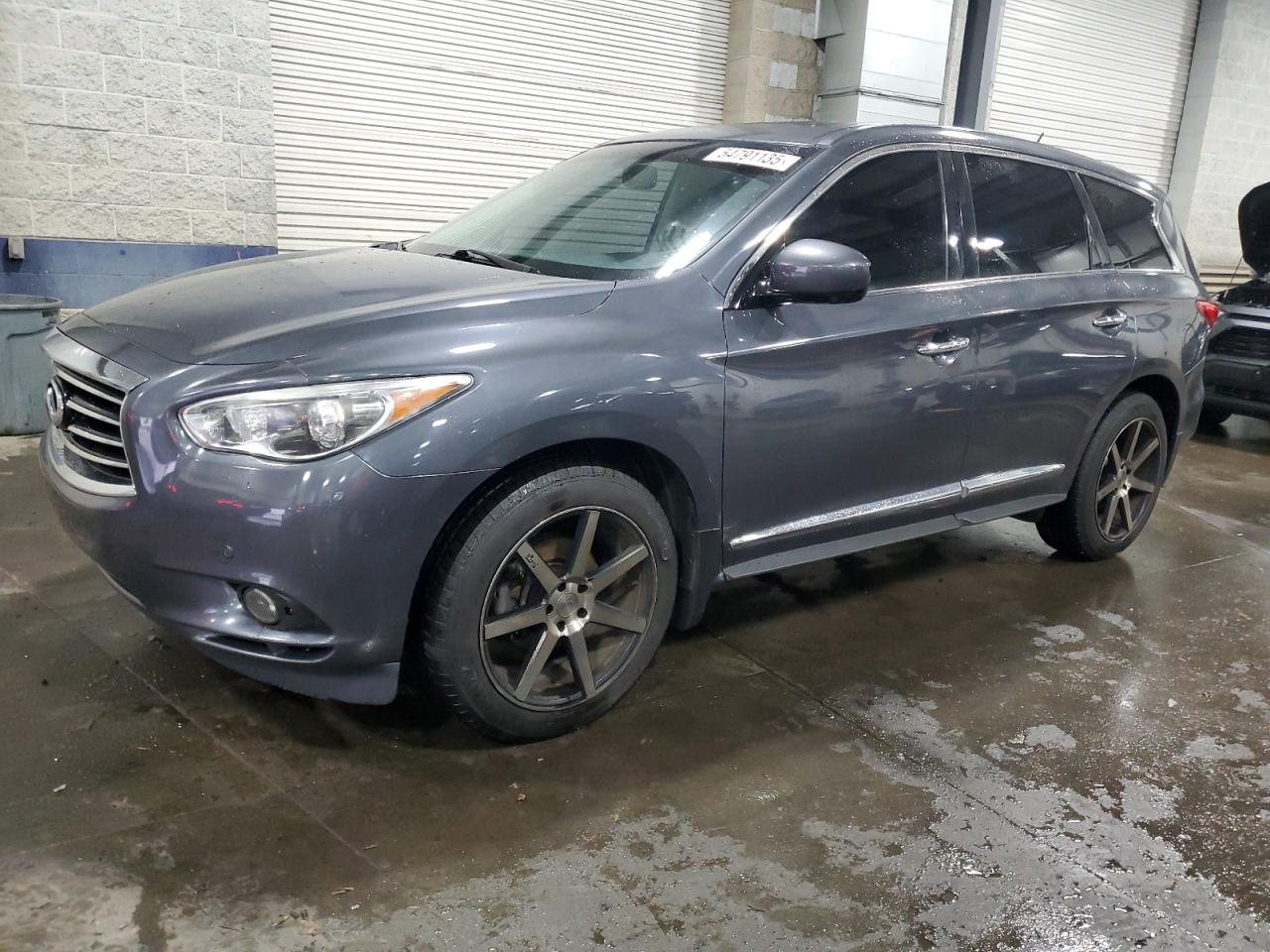 INFINITI JX35 2013