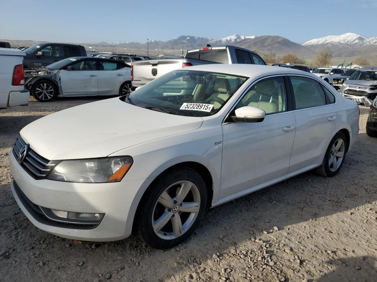 VOLKSWAGEN PASSAT S 2015