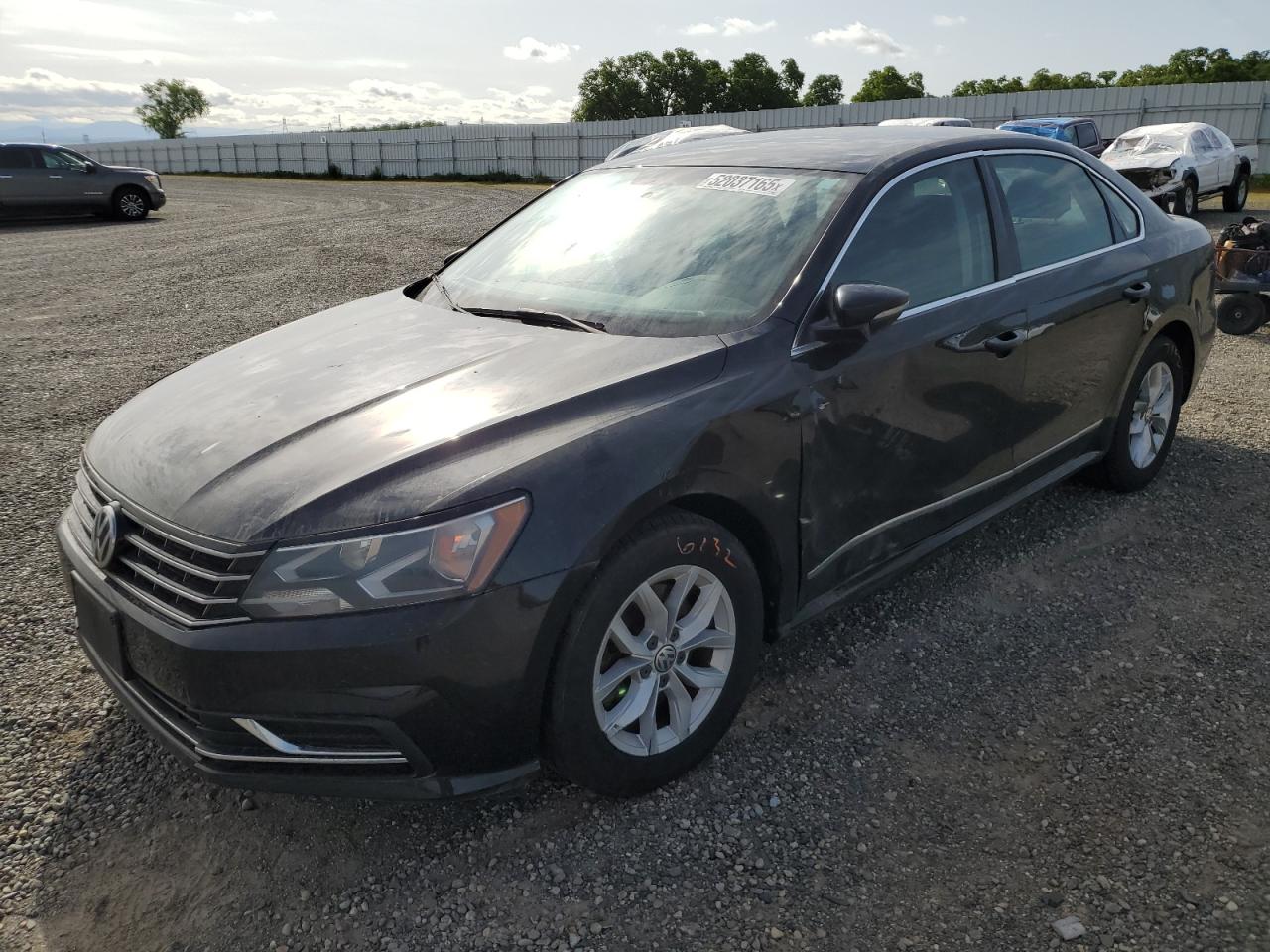 VOLKSWAGEN PASSAT S 2017