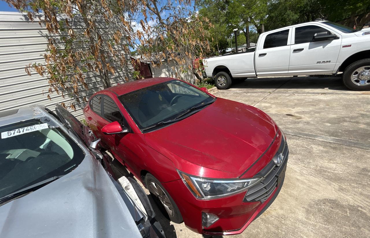 HYUNDAI ELANTRA SE 2019