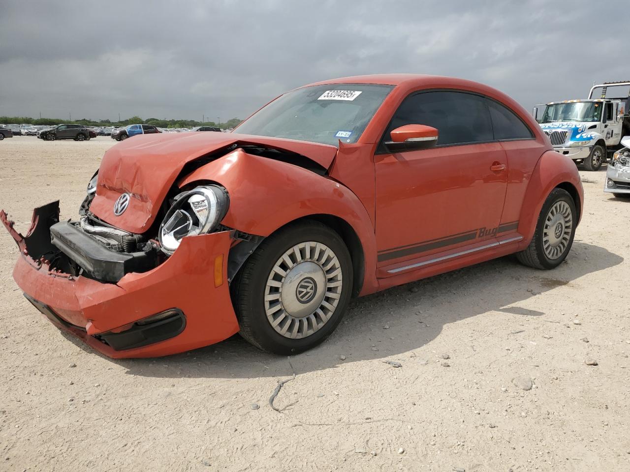 VOLKSWAGEN BEETLE SE 2016