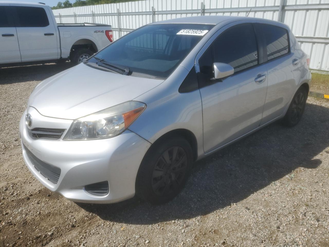 TOYOTA YARIS 2014