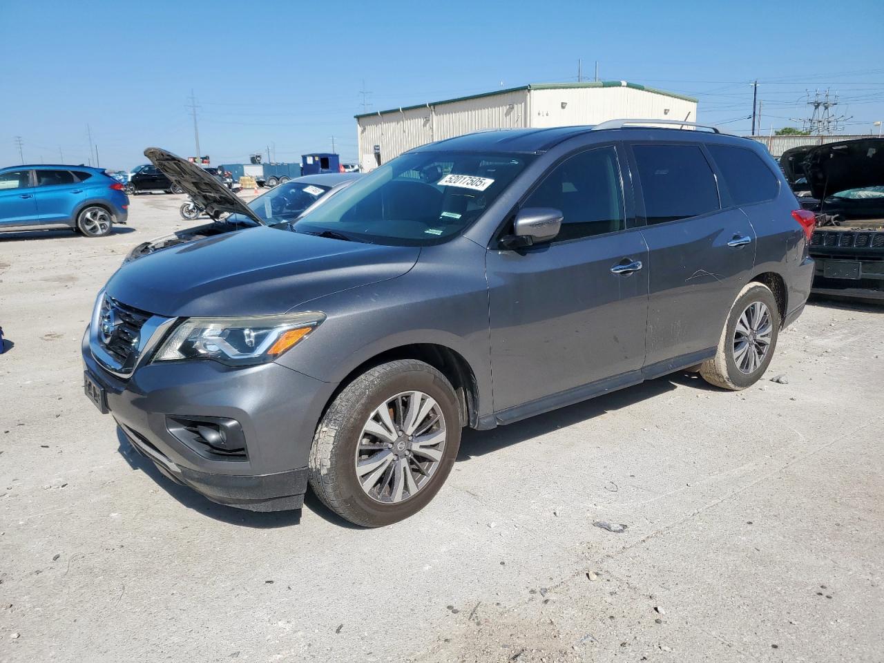 NISSAN PATHFINDER 2018