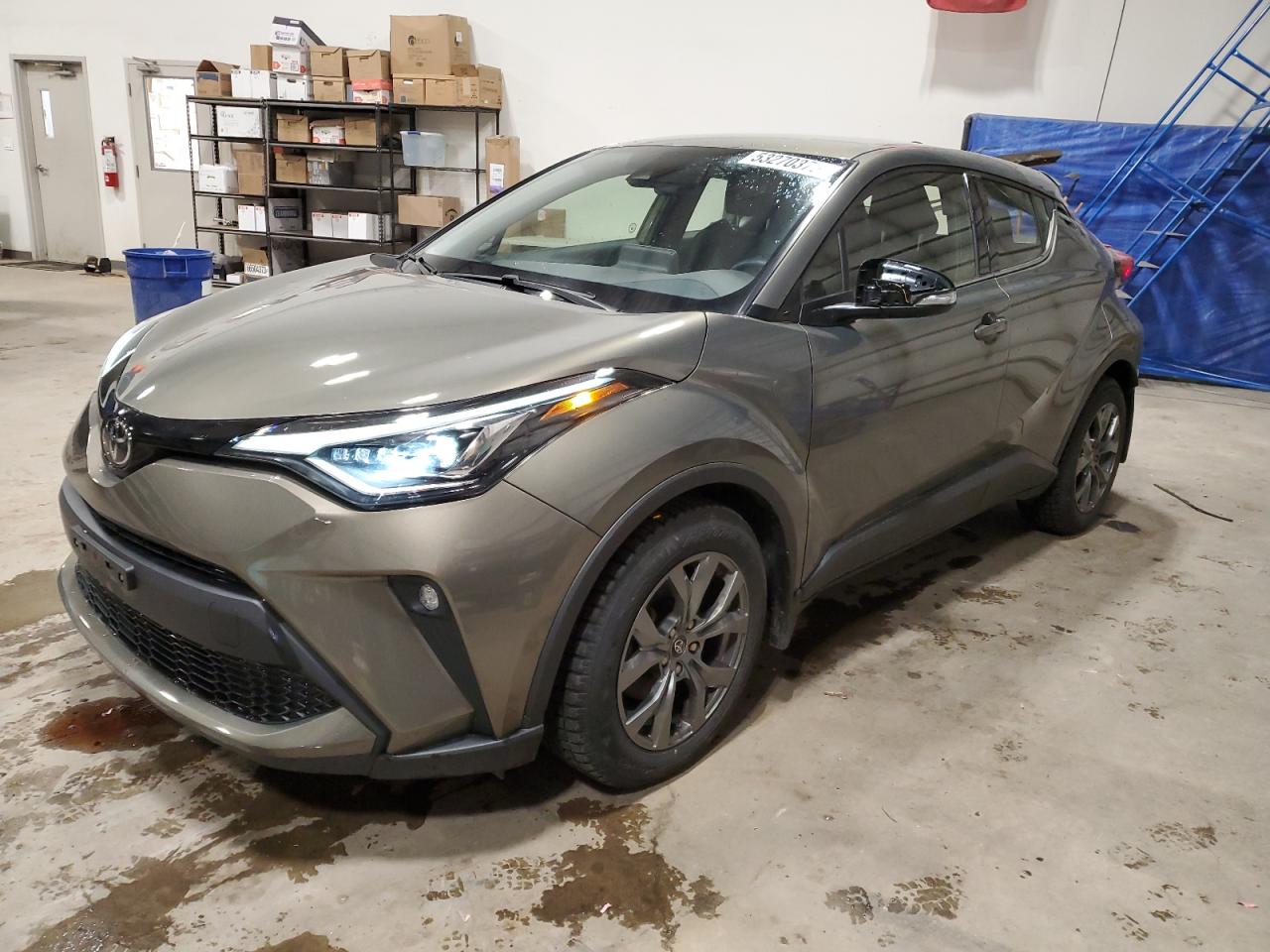 TOYOTA C-HR XLE 2021