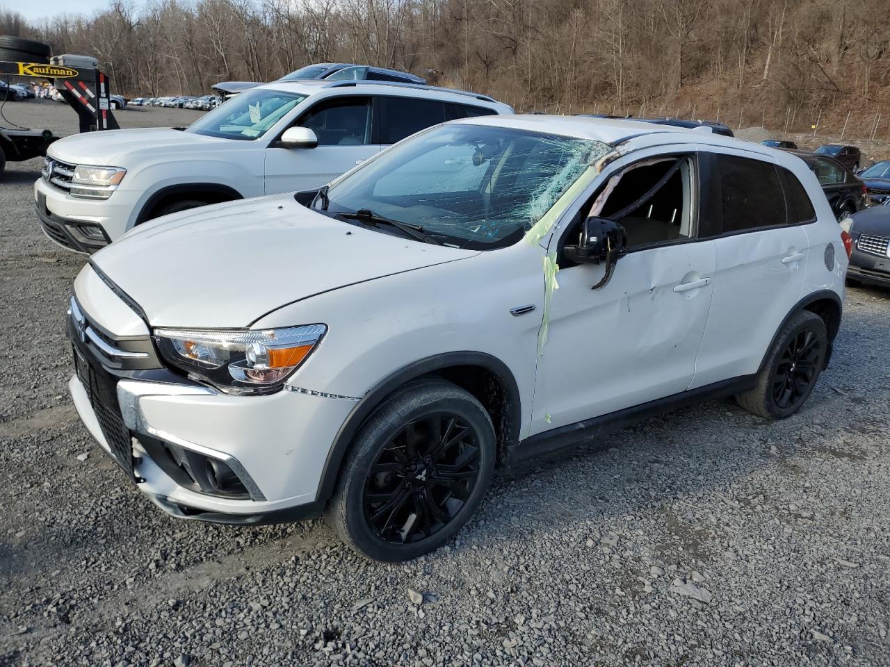 MITSUBISHI OUTLANDER 2018