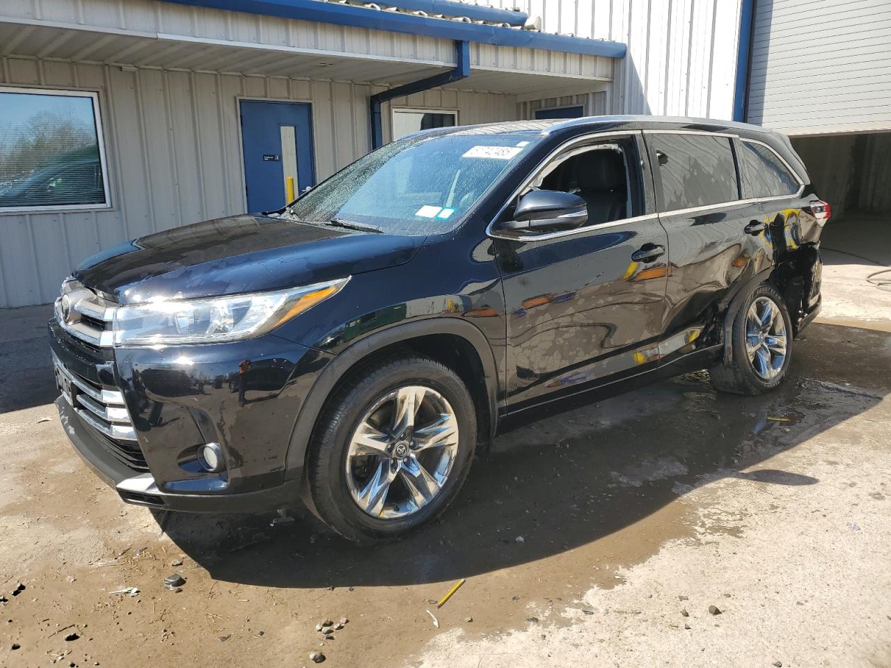 TOYOTA HIGHLANDER 2017