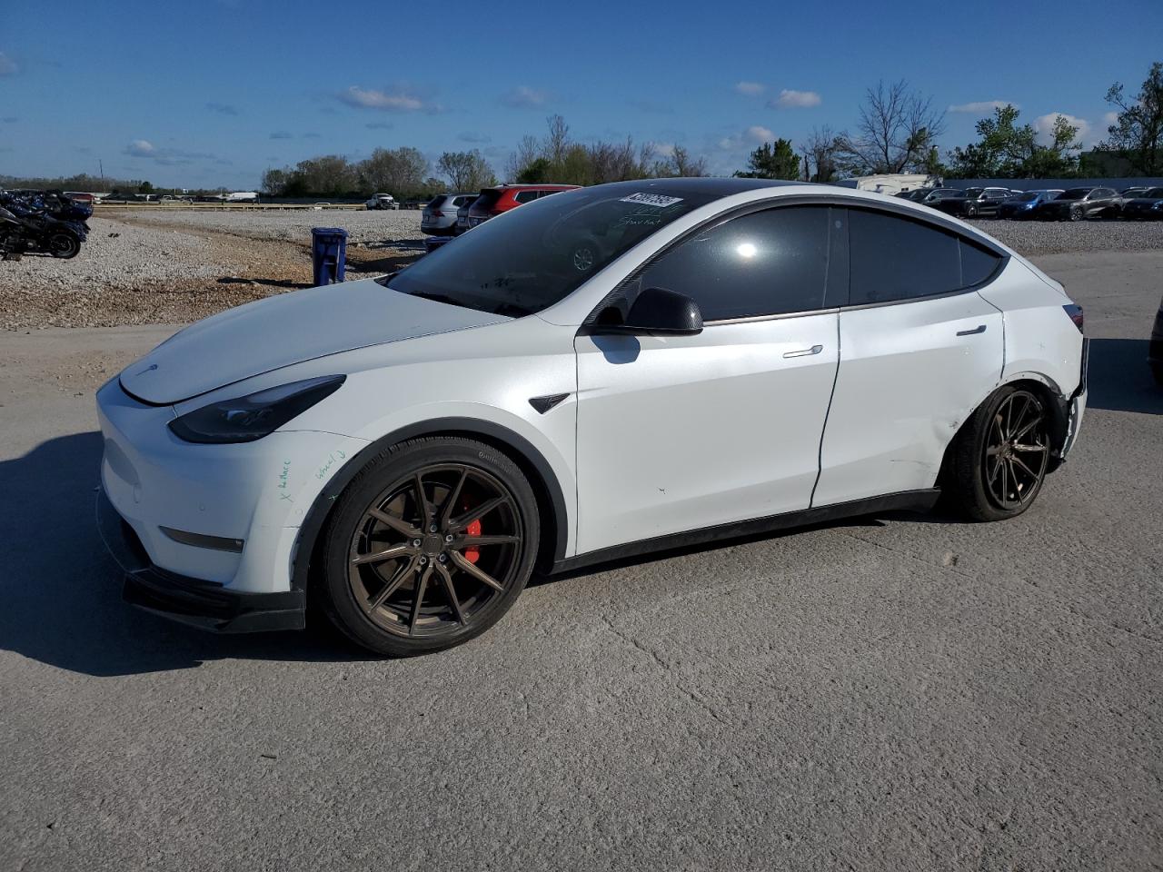 TESLA MODEL Y 2021
