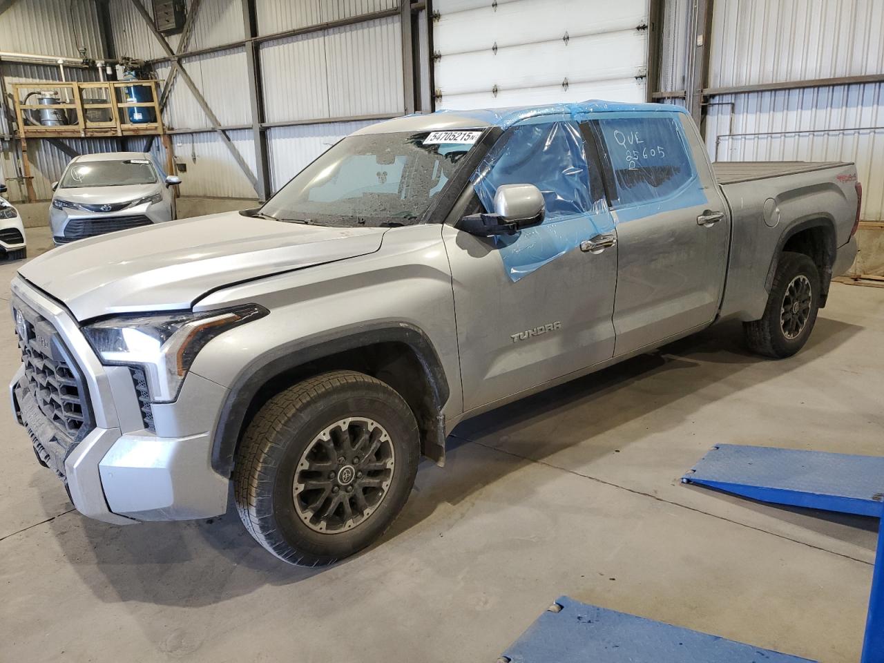 TOYOTA TUNDRA CRE 2024
