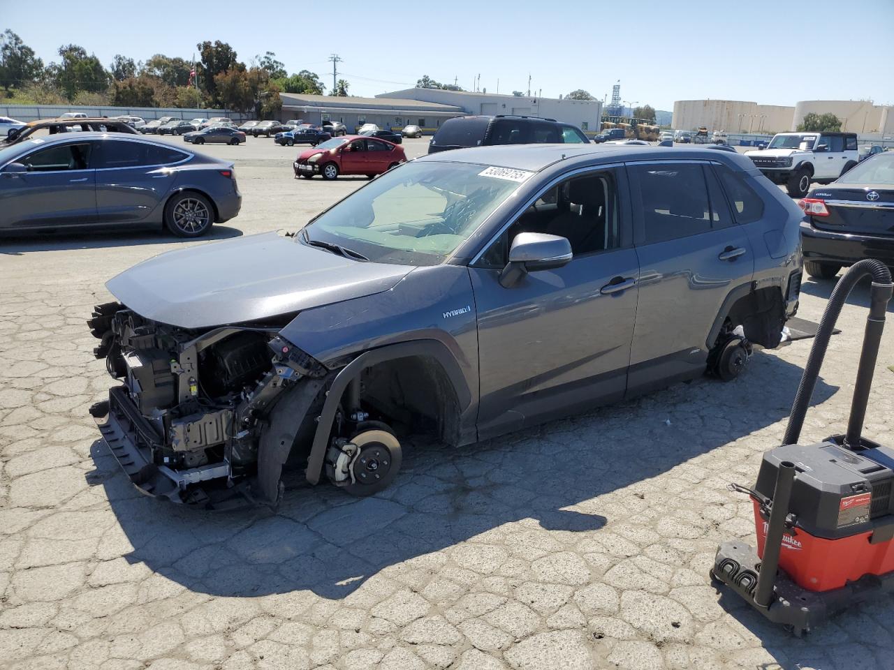 TOYOTA RAV4 LE 2021